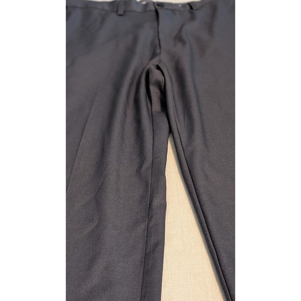 Stafford Dress Pants Classic Fit Size 38x30 Travel Stretch Flat Front Gray
